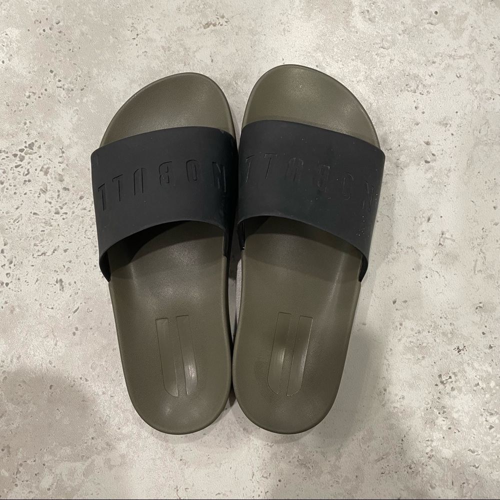 NWOT - NoBull Project Ivy Slide - Ivy/Green & Black Women size 8.5 Men size 7
